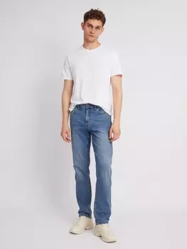 Джинсы фасона Tapered