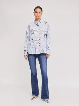 Джинсы силуэта Bootcut со средней посадкой