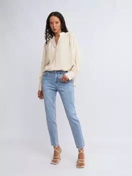 Джинсы силуэта Boyfriend с бахромой