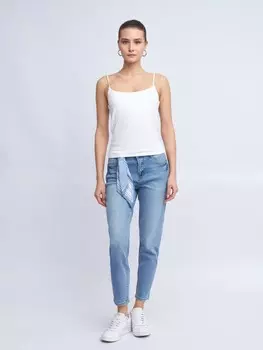 Джинсы силуэта Boyfriend с поясом
