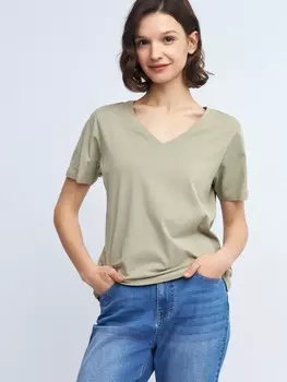 Футболка из хлопка с V-образным вырезом