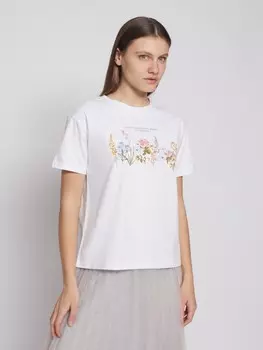 Футболка с цветочным принтом