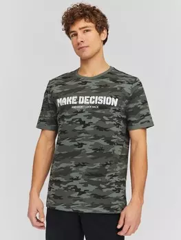 Камуфляжная футболка из хлопка с принтом-надписью