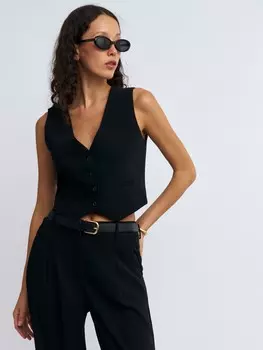 Классический жилет на пуговицах