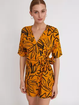 Комбинезон на запах с коротким рукавом