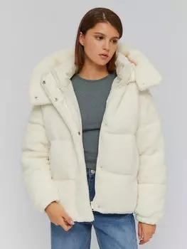 Короткая тёплая куртка-шуба из экомеха с капюшоном