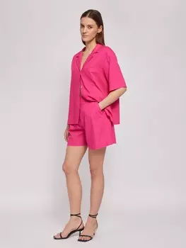 Короткие льняные шорты с резинкой