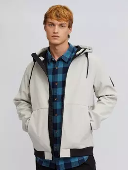 Лёгкая куртка-ветровка без утеплителя с капюшоном