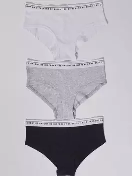 Набор трусов (3 шт. в комплекте)