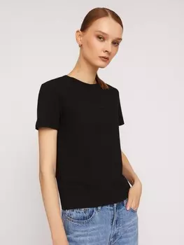 Однотонная футболка из хлопка с коротким рукавом