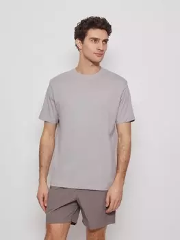 Однотонная футболка с коротким рукавом
