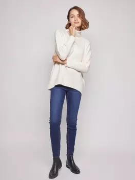 Однотонный свитер