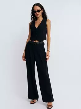 Офисные брюки прямого силуэта со стрелками