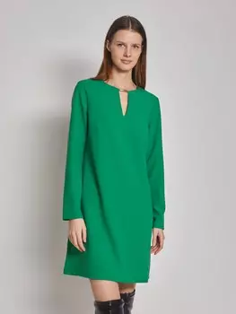 Платье длины миди с вырезом