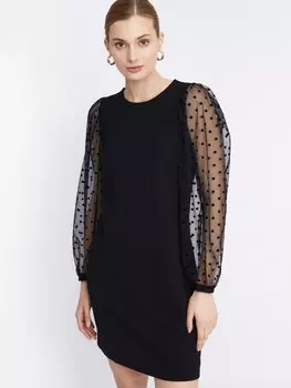 Платье длины мини с акцентными рукавами