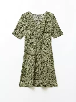 Платье длины мини с вырезом и принтом