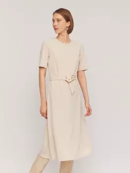 Платье-футболка с акцентном на талии и ремнём