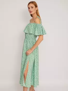 Платье-сарафан с открытыми плечами и разрезом