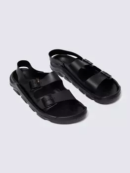 Пляжные сандалии