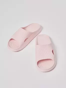 Пляжные шлёпанцы