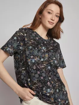 Принтованная футболка с лесными мотивами