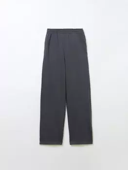 Прямые трикотажные брюки на резинке