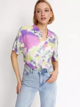 Рубашка в стиле тай-дай на резинке