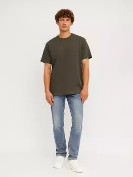 Рваные джинсы фасона Slim