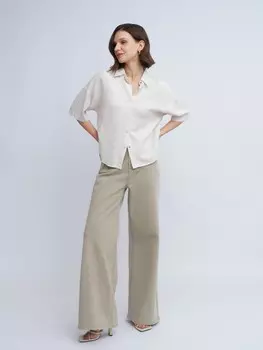 Свободная рубашка с коротким рукавом