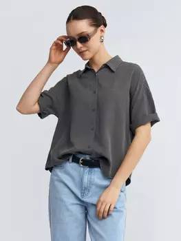 Свободная рубашка с коротким рукавом