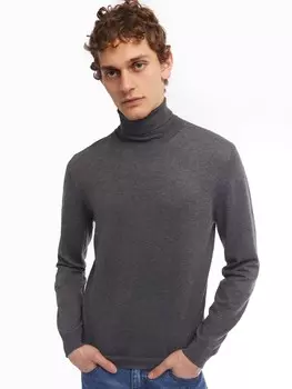 Тонкая трикотажная водолазка с воротником гольф