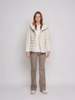 Тёплая куртка с капюшоном