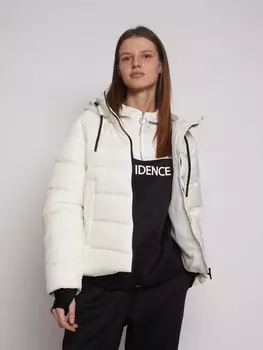 Тёплая стёганая куртка с капюшоном