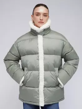 Тёплая стёганая куртка с воротником и отделкой из экомеха