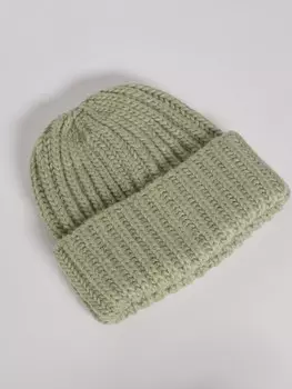 Тёплая вязаная шапка-бини