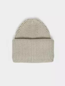 Тёплая вязаная шапка-бини с отворотом