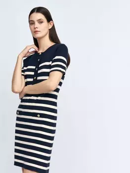 Трикотажное платье-футболка в полоску