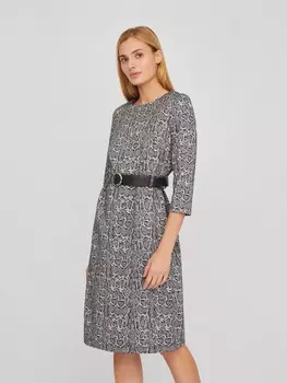 Трикотажное принтованное платье длины миди с ремнём на талии