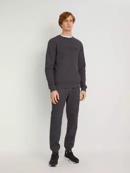 Трикотажные брюки-джоггеры в спортивном стиле