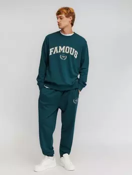 Трикотажные брюки-джоггеры в спортивном стиле