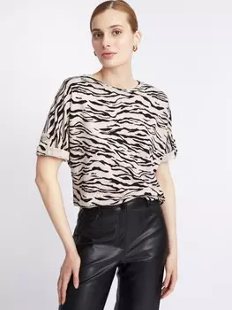 Трикотажный джемпер с декоративными подхватами