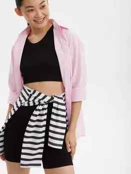 Трикотажный кроп топ без рукавов