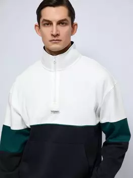 Трикотажный свитшот с воротником-стойкой на молнии