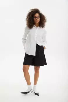 Удлинённые шорты-бермуды со стрелками