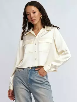 Укороченная атласная рубашка с карманами