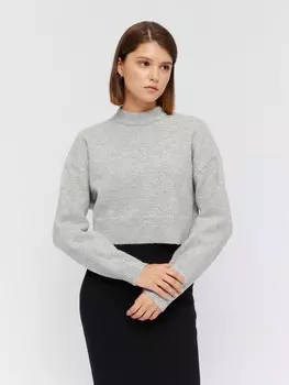 Укороченный вязаный свитер с воротником-стойкой