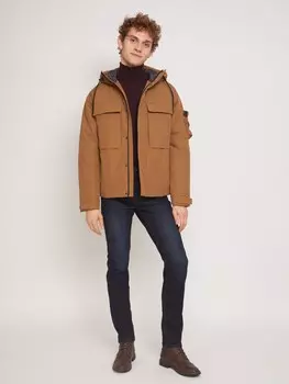 Утеплённая куртка с накладными карманами и капюшоном