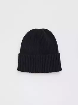 Вязаная шапка-бини с отворотом