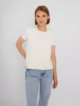 Вязаный жилет без рукавов с фактурным узором с косами