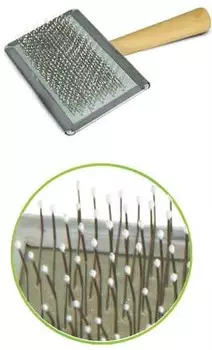 Triol Пуходерка с каплей с деревянной ручкой 103А (120 х 90 мм.)